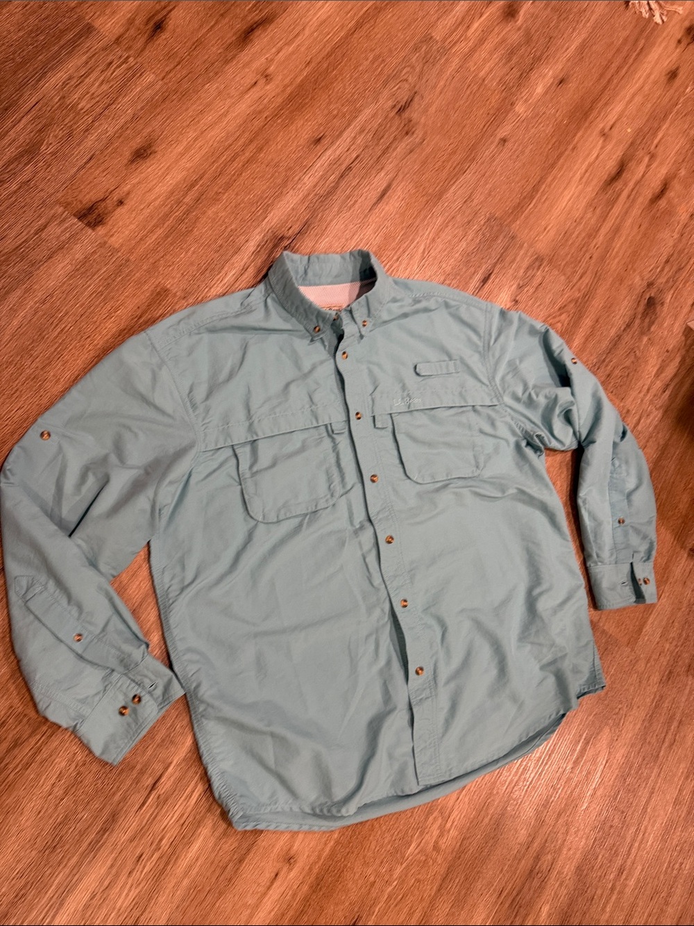 Vintage LL Bean Light Turquoise Blue Long Sleeve Button-Up Fishing Hiking Shirt
